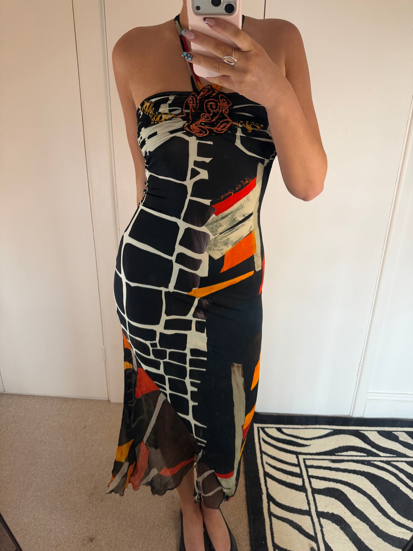 save the queen dress