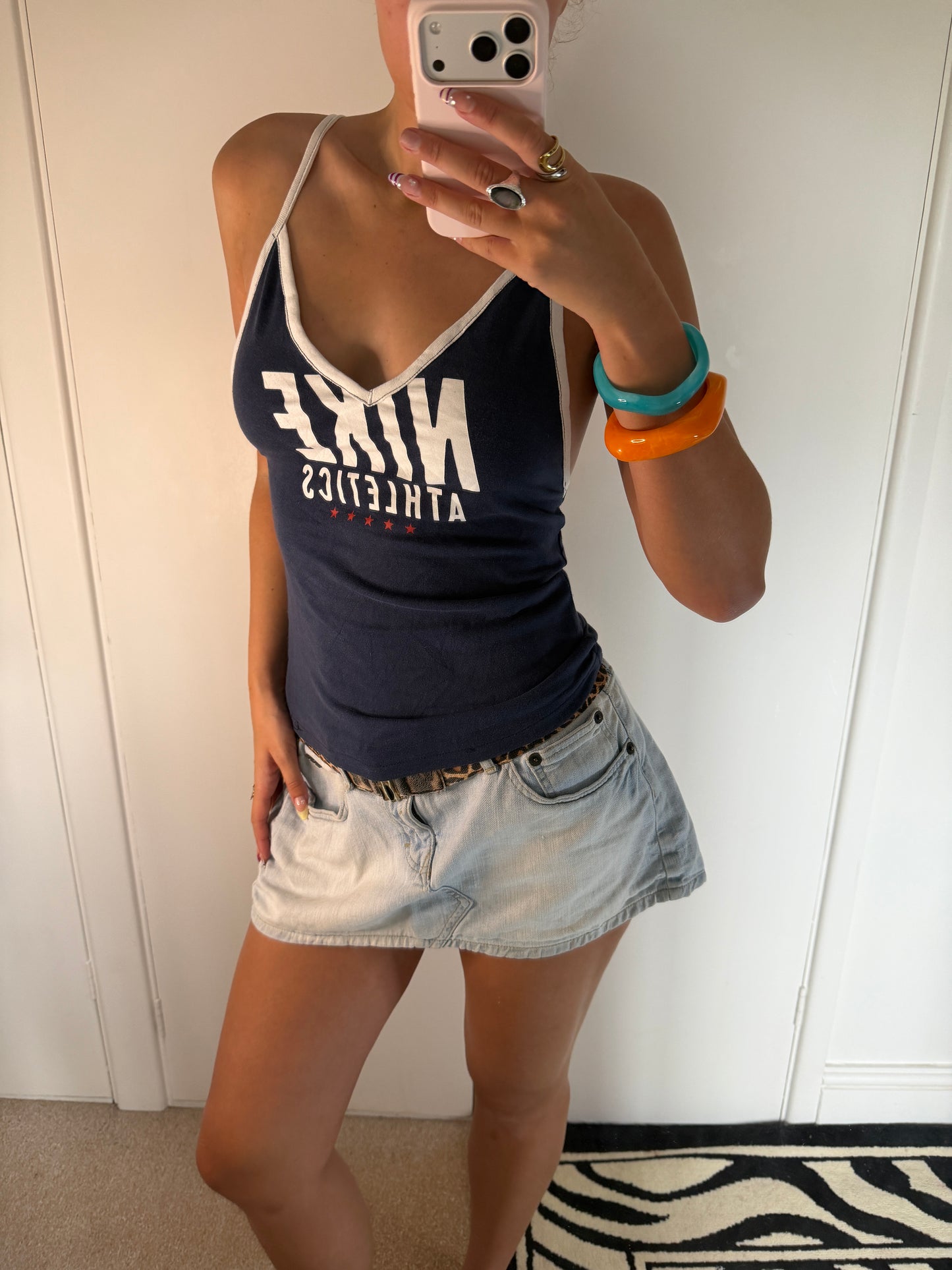 nike top