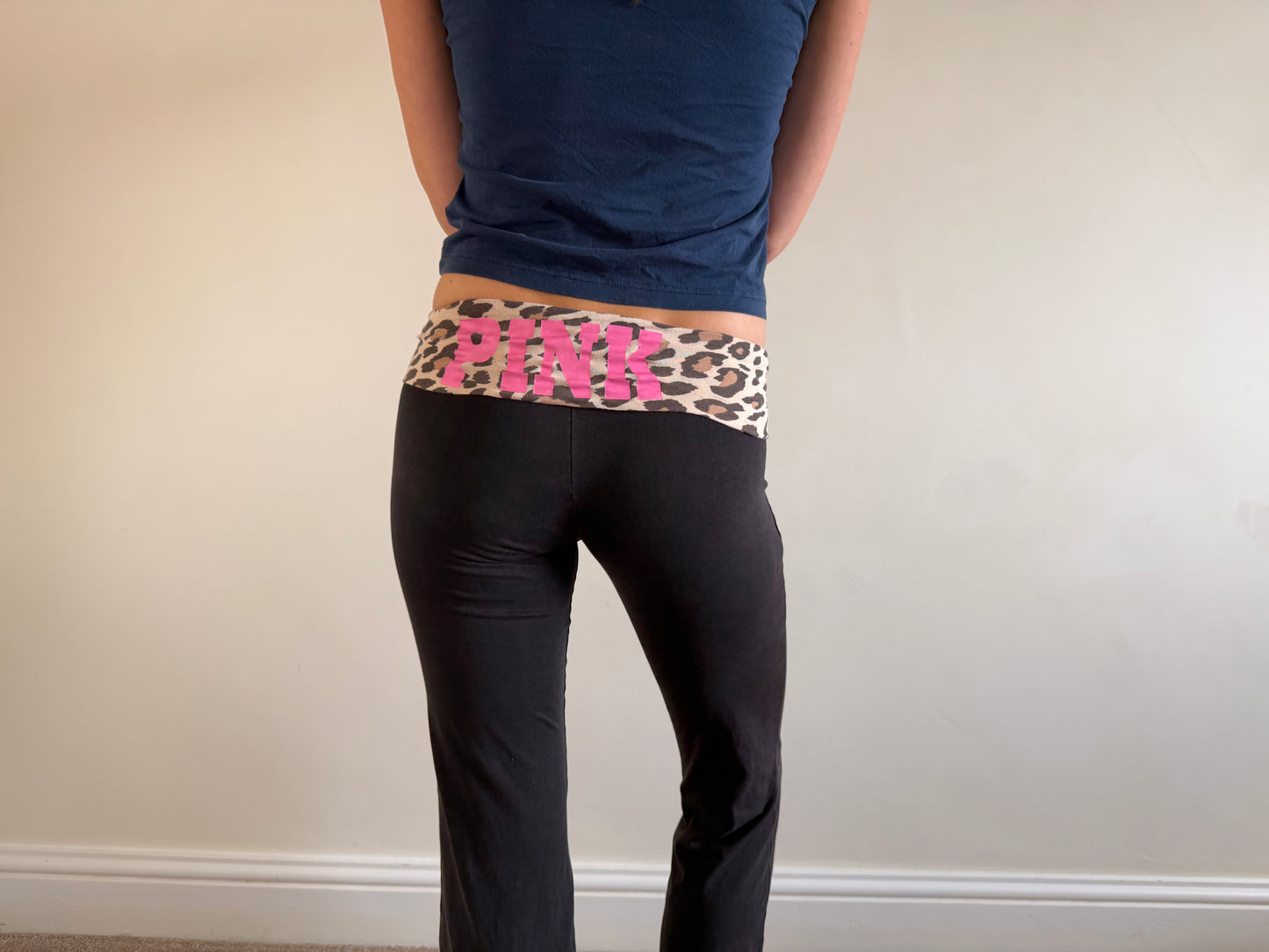 victoria secret leopard leggings