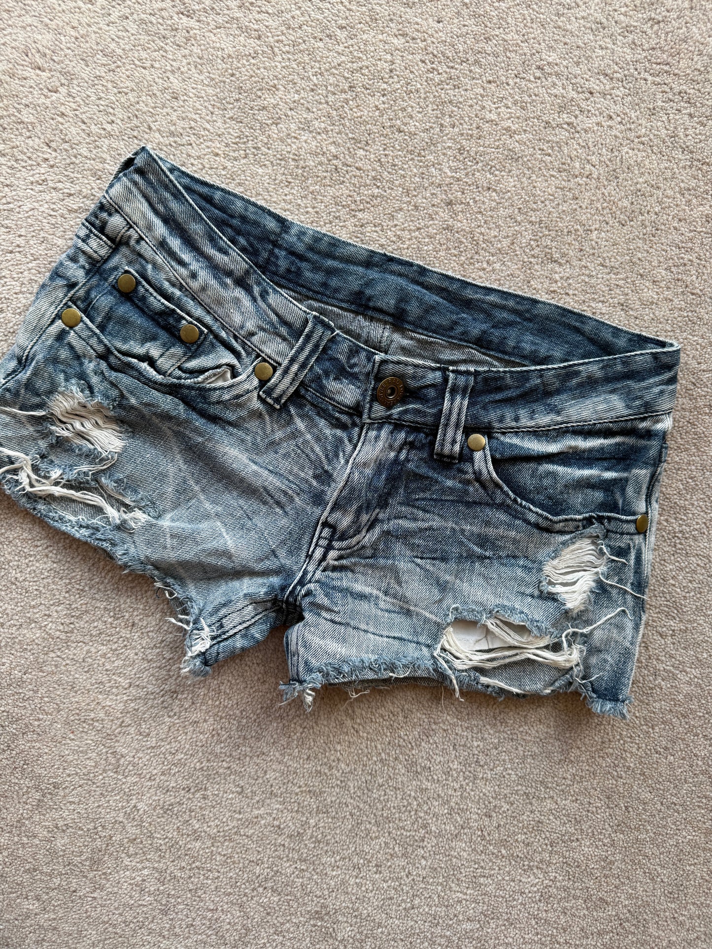 mini shorts