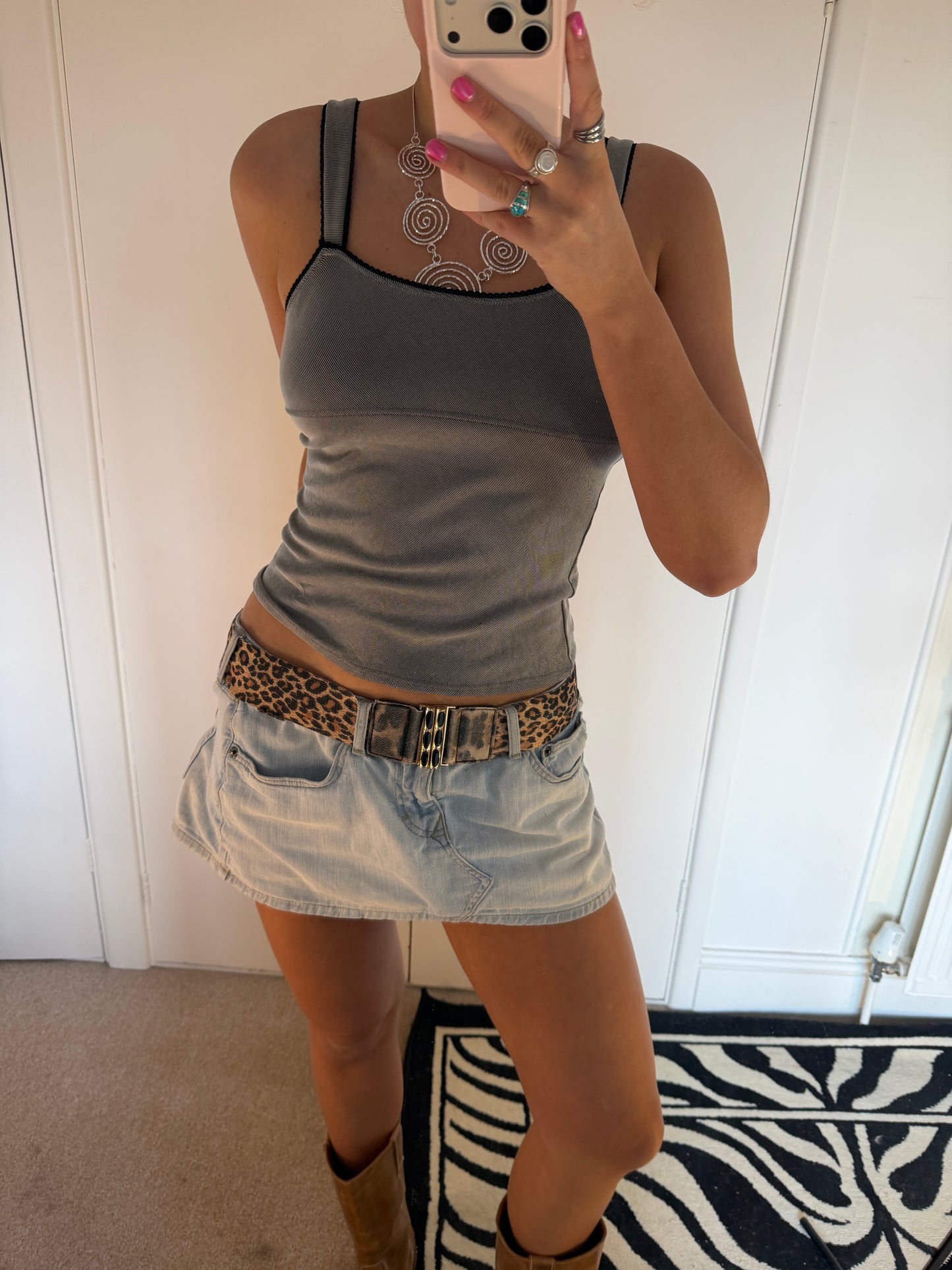 silver top