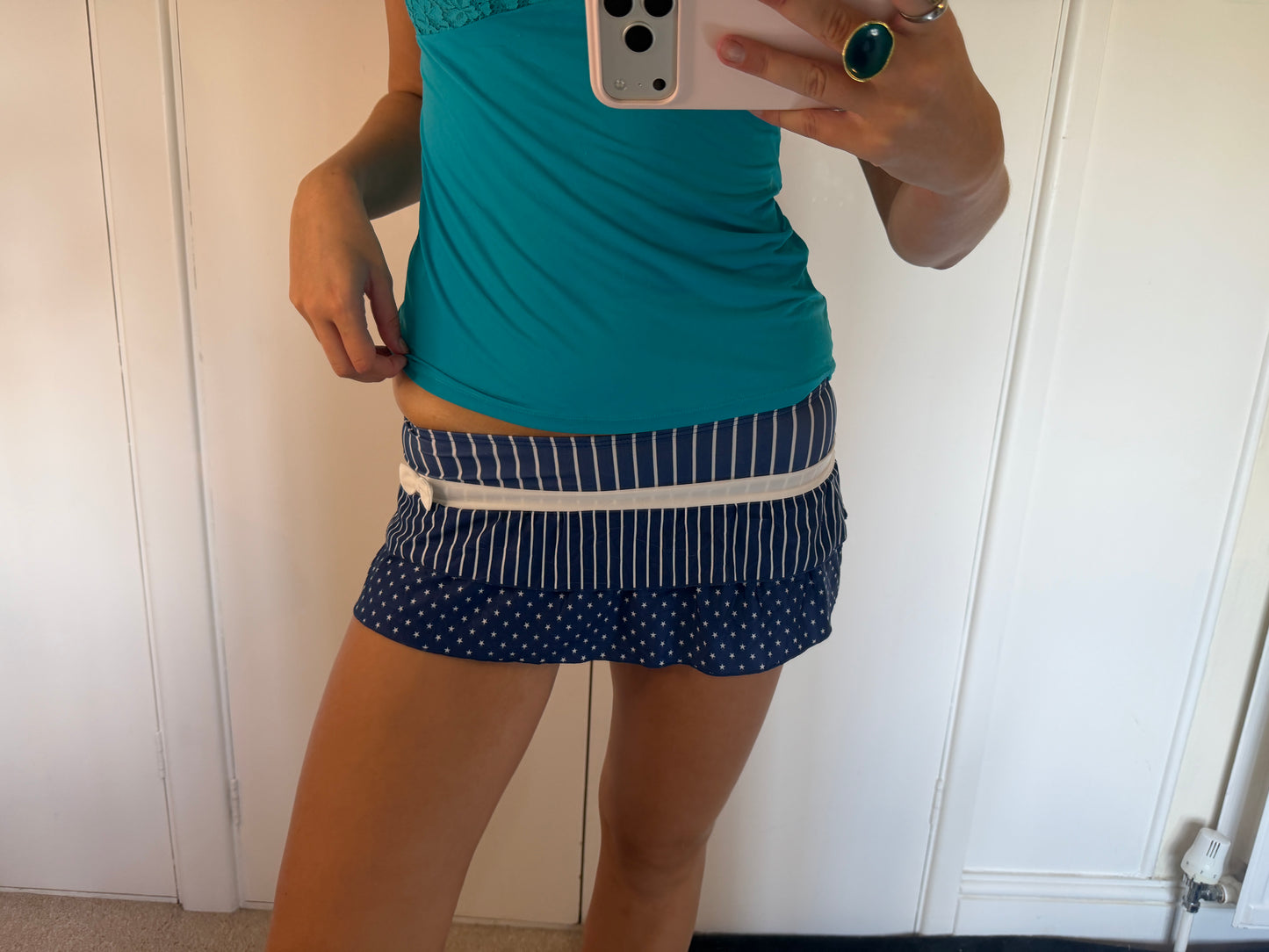 mini skirt