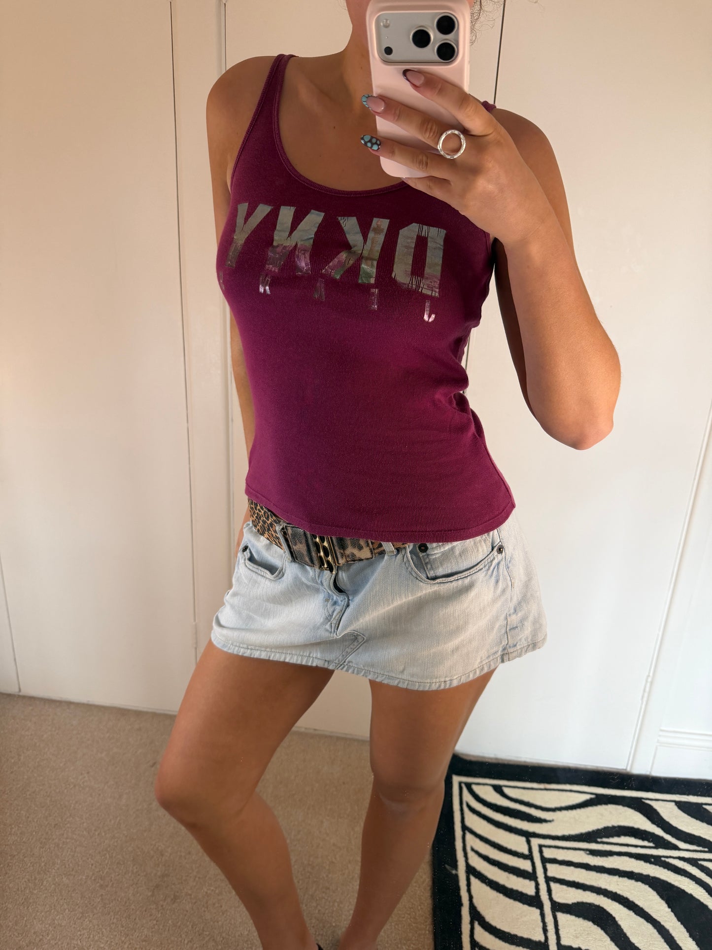 DKNY top