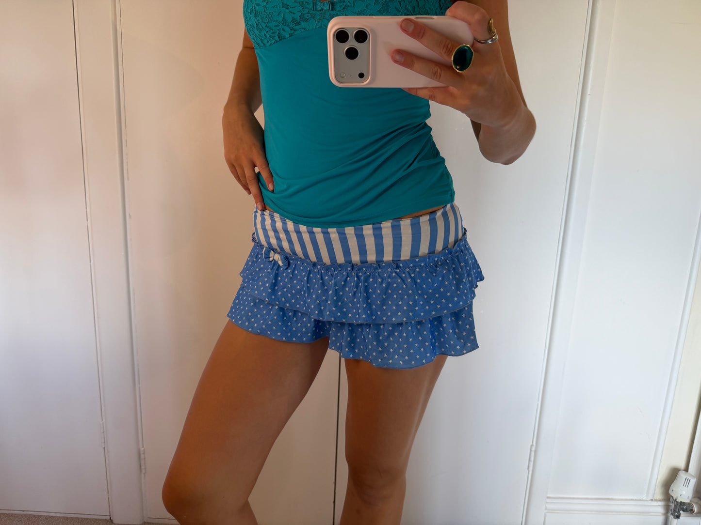 2000s mini shorts