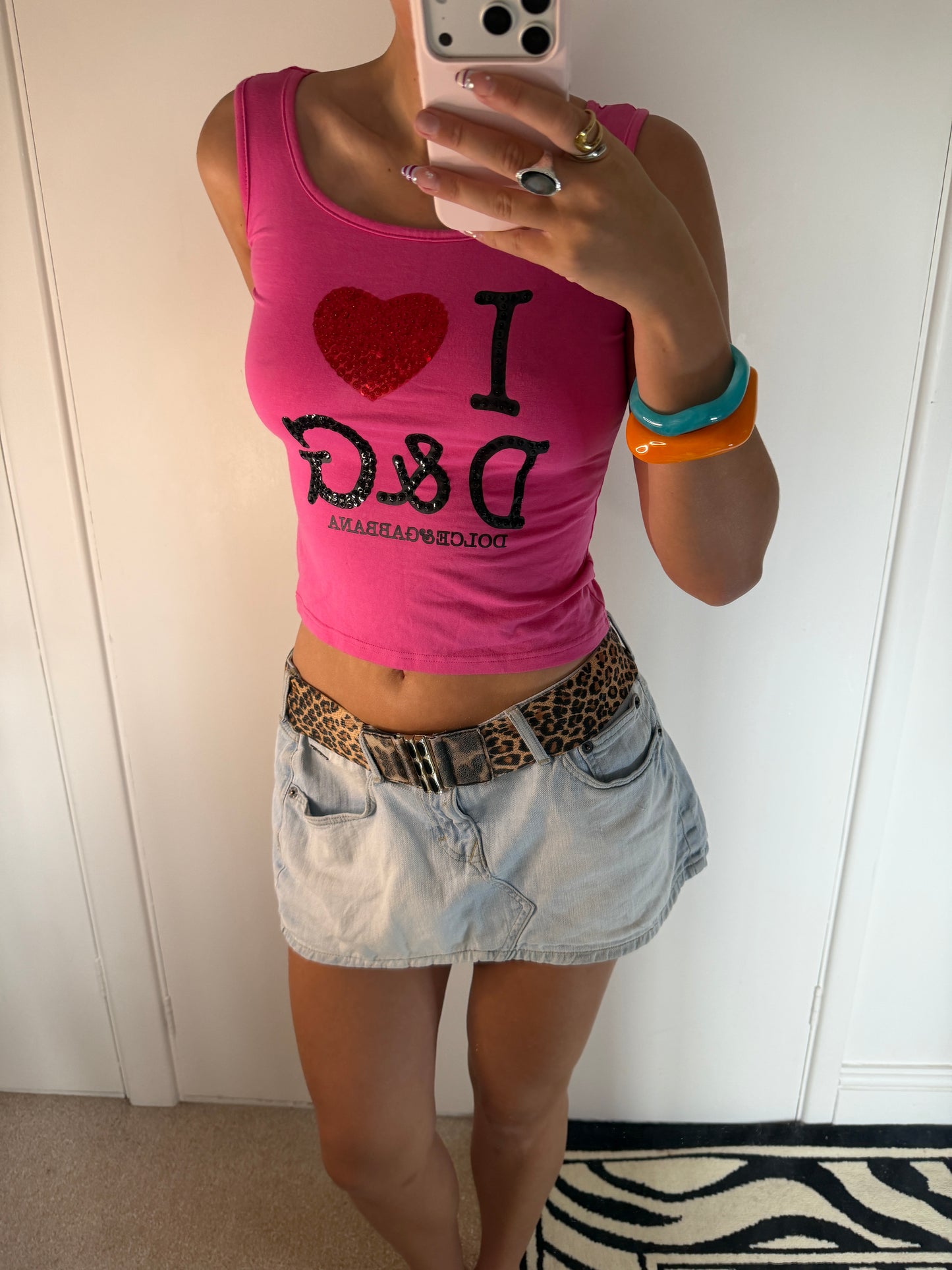 d&g top