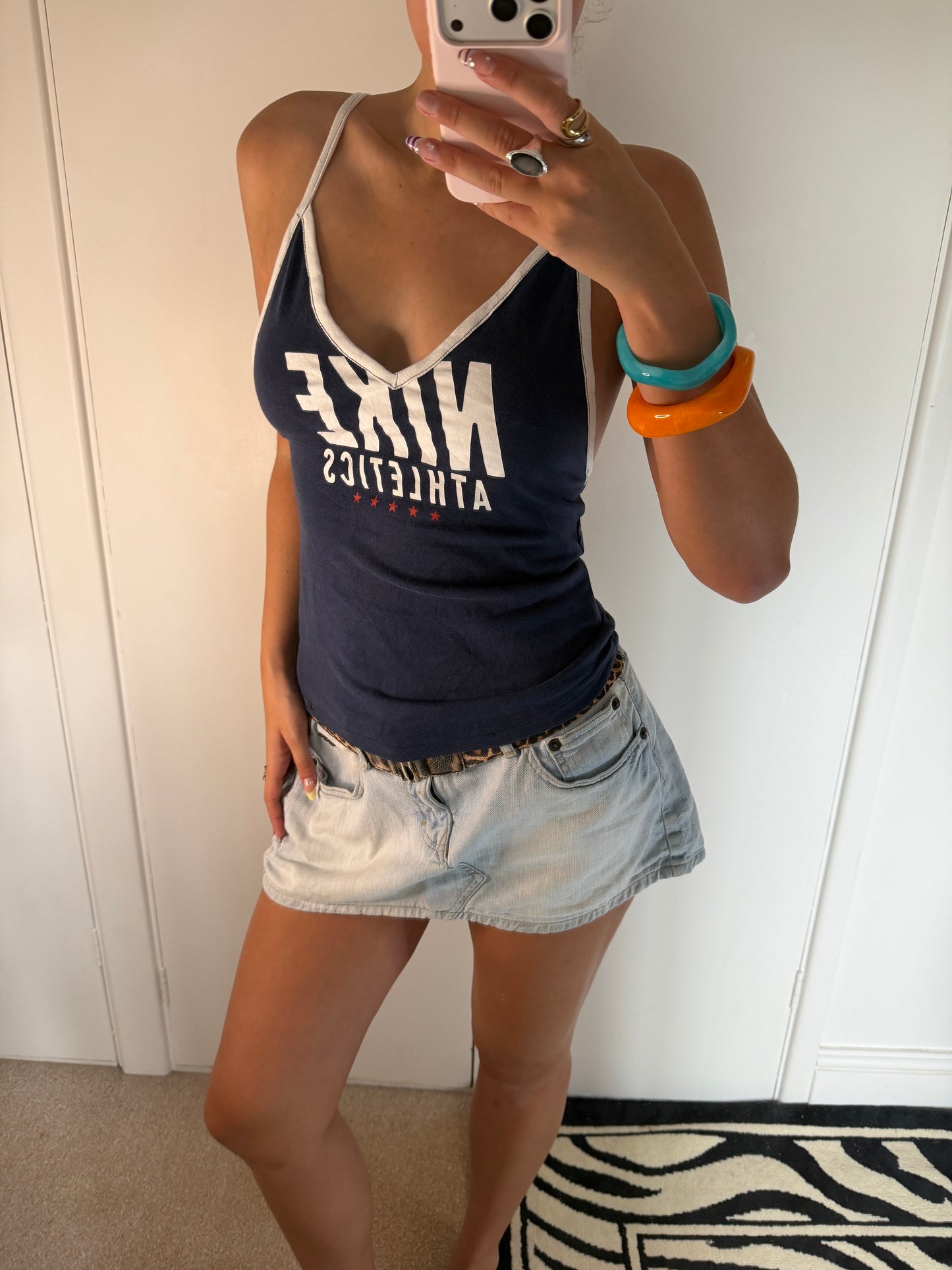 nike top