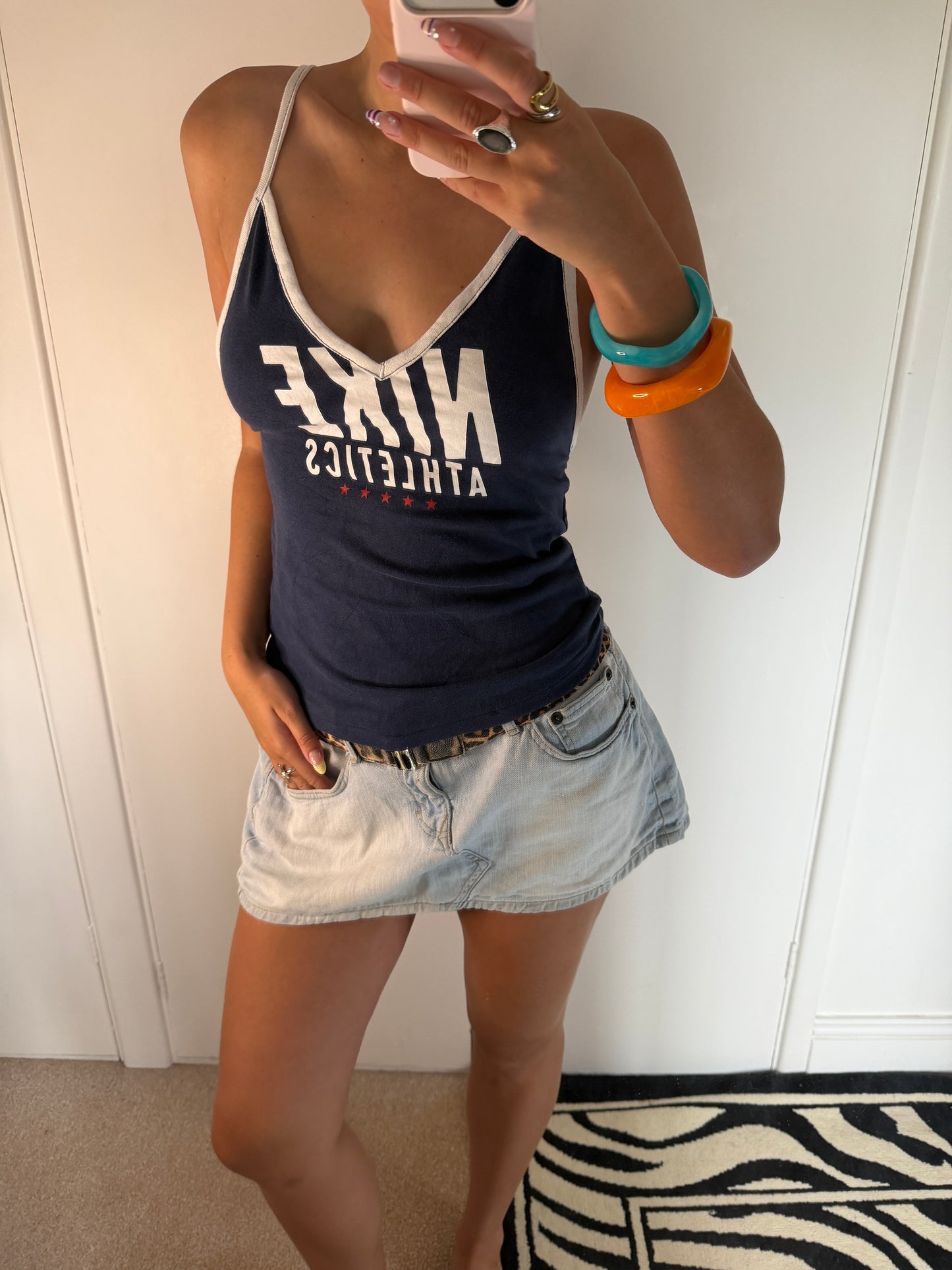 nike top