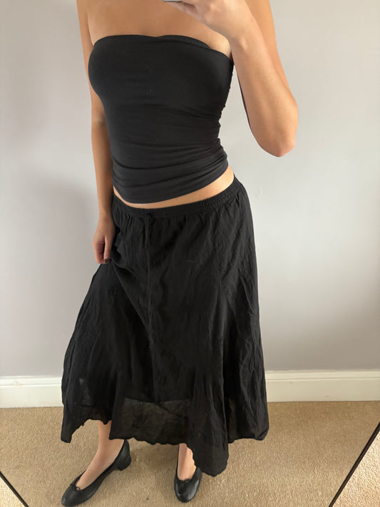 black maxi skirt