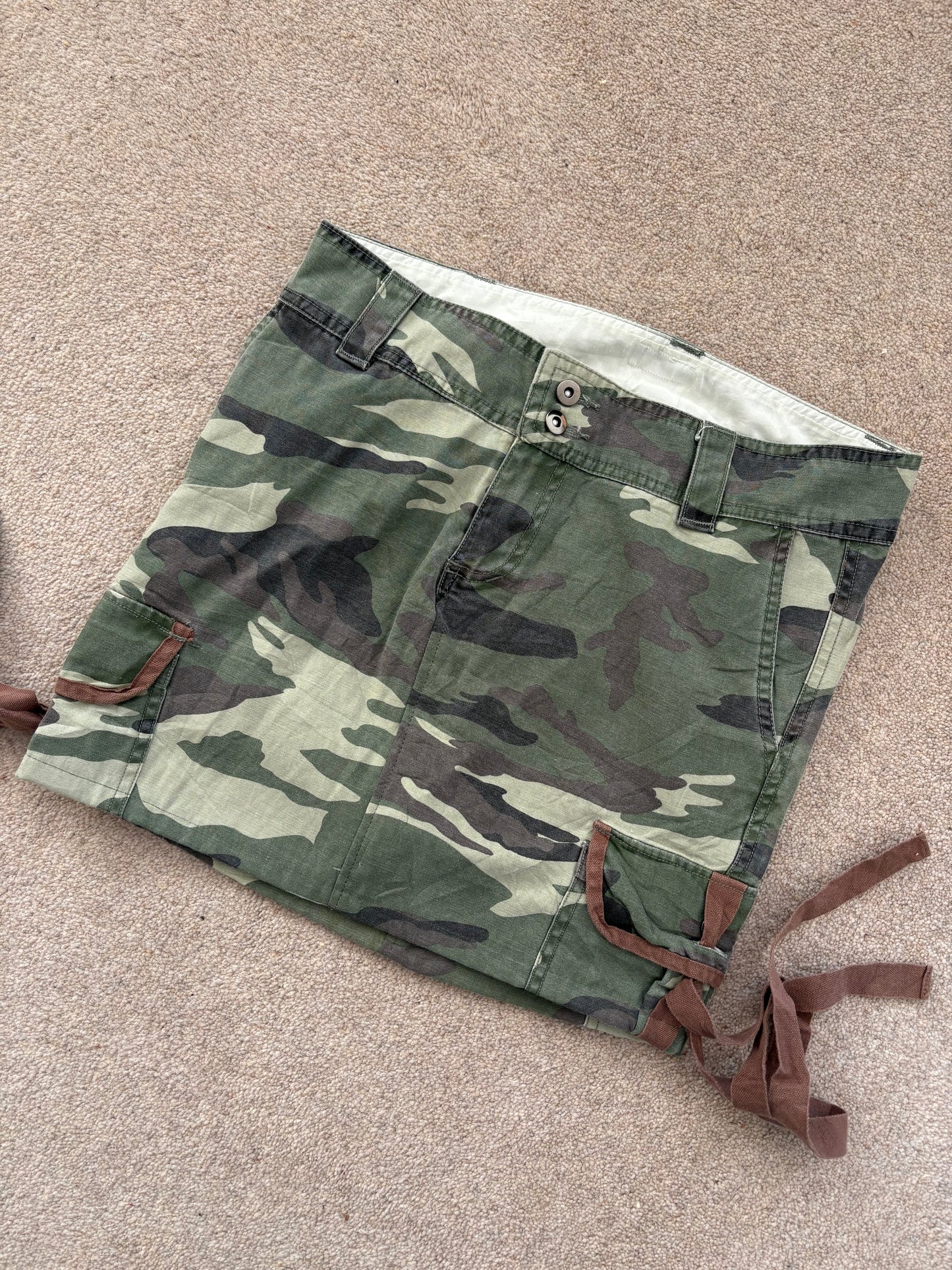 camo mini skirt