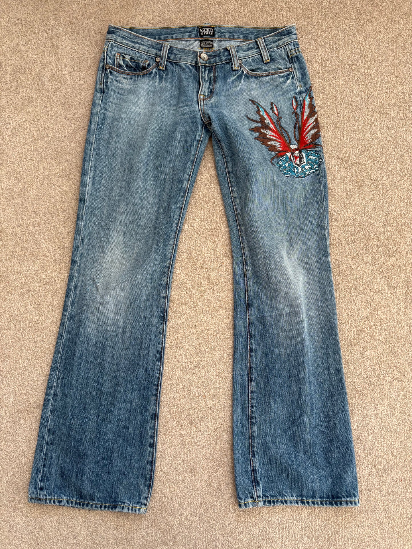 low waisted jeans