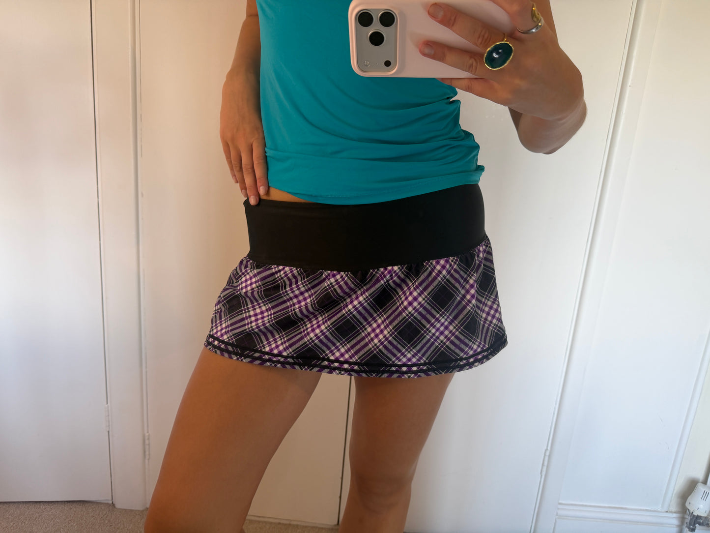 2000s mini skirt