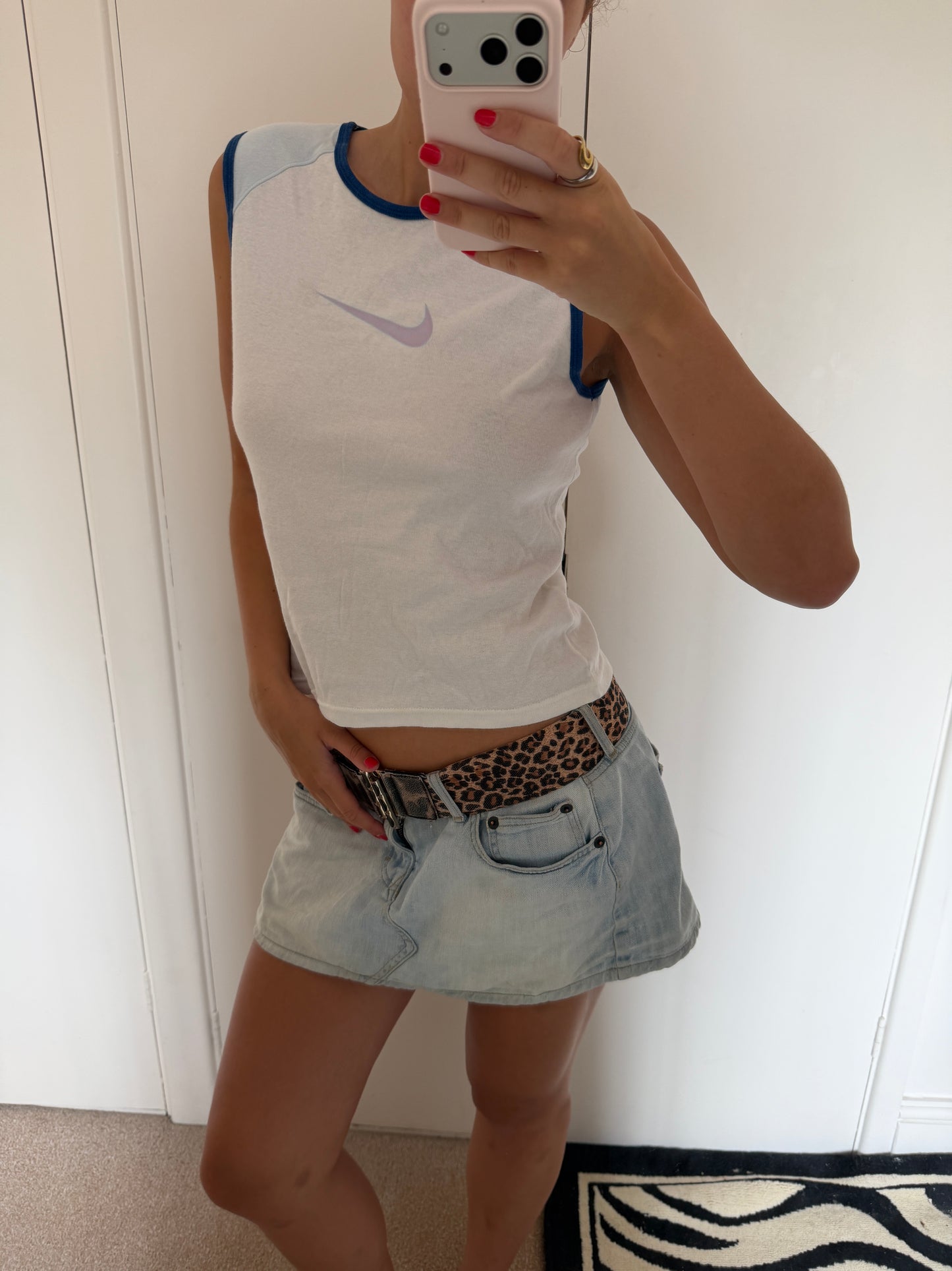 nike top