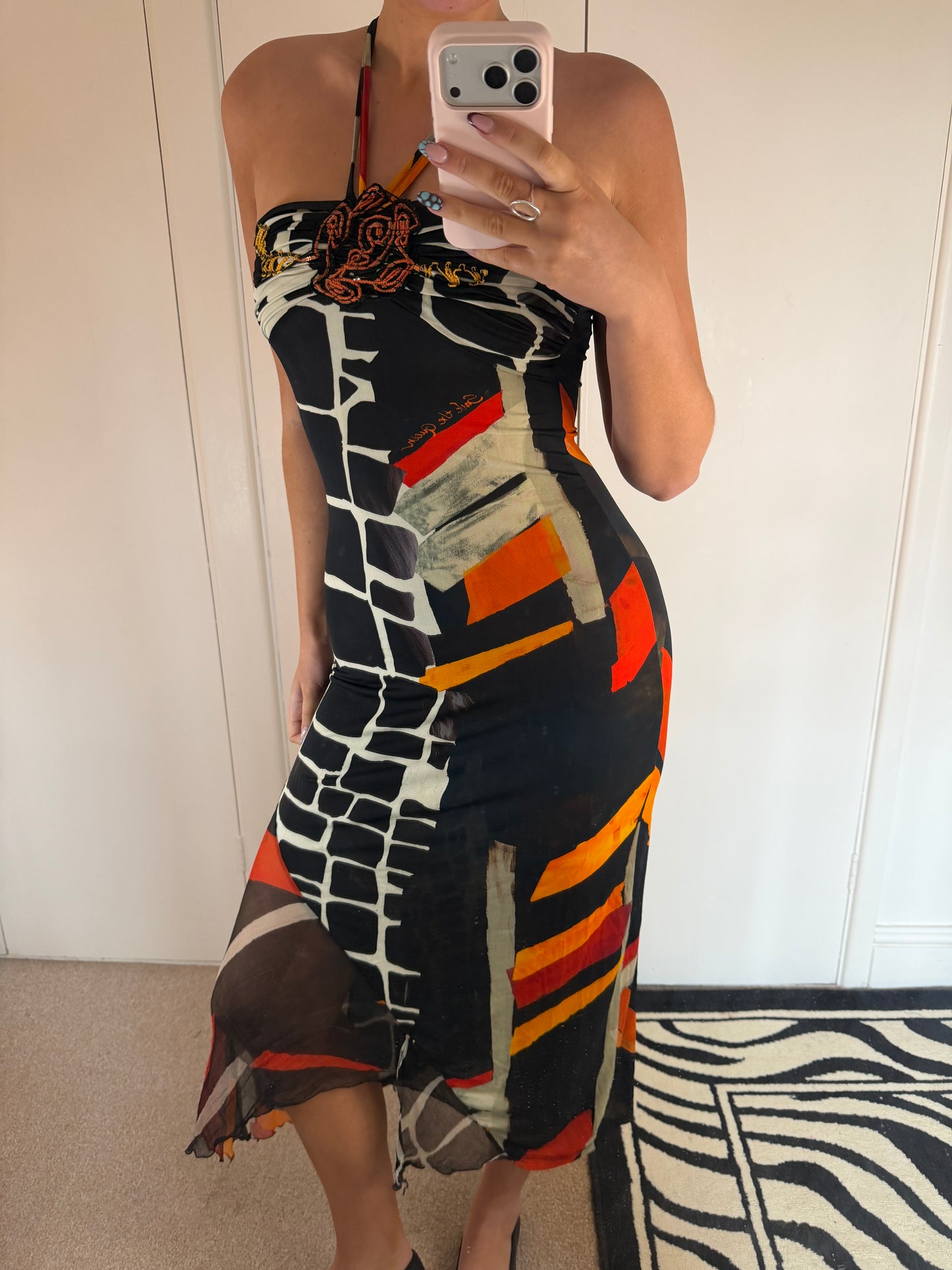 save the queen dress