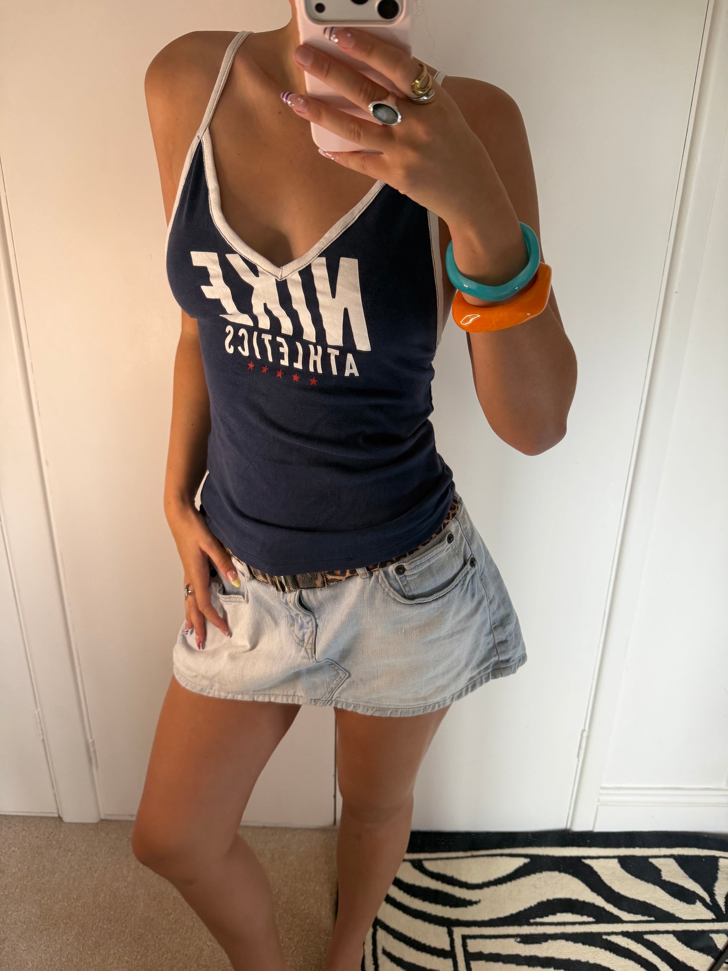 nike top