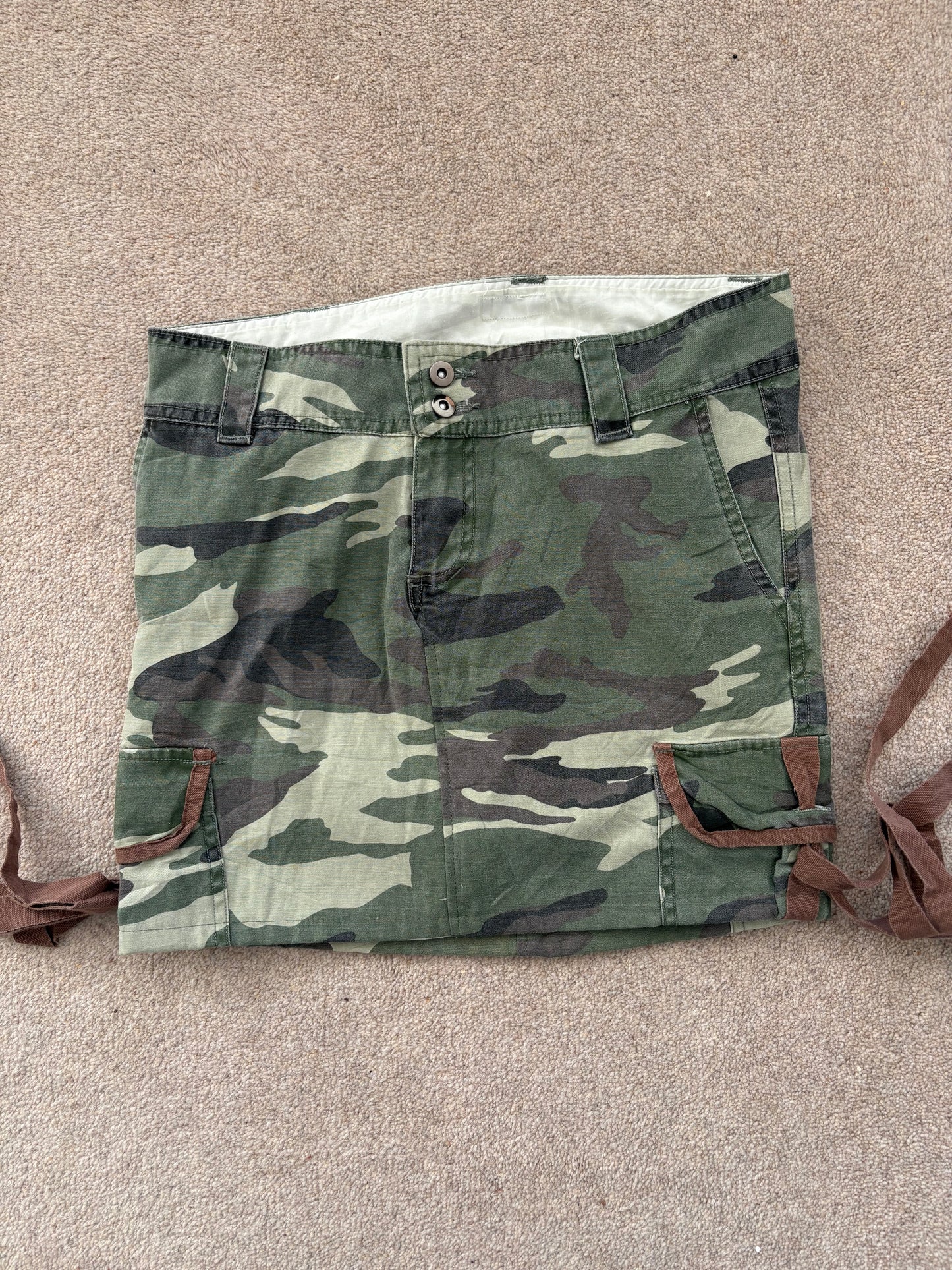 camo mini skirt
