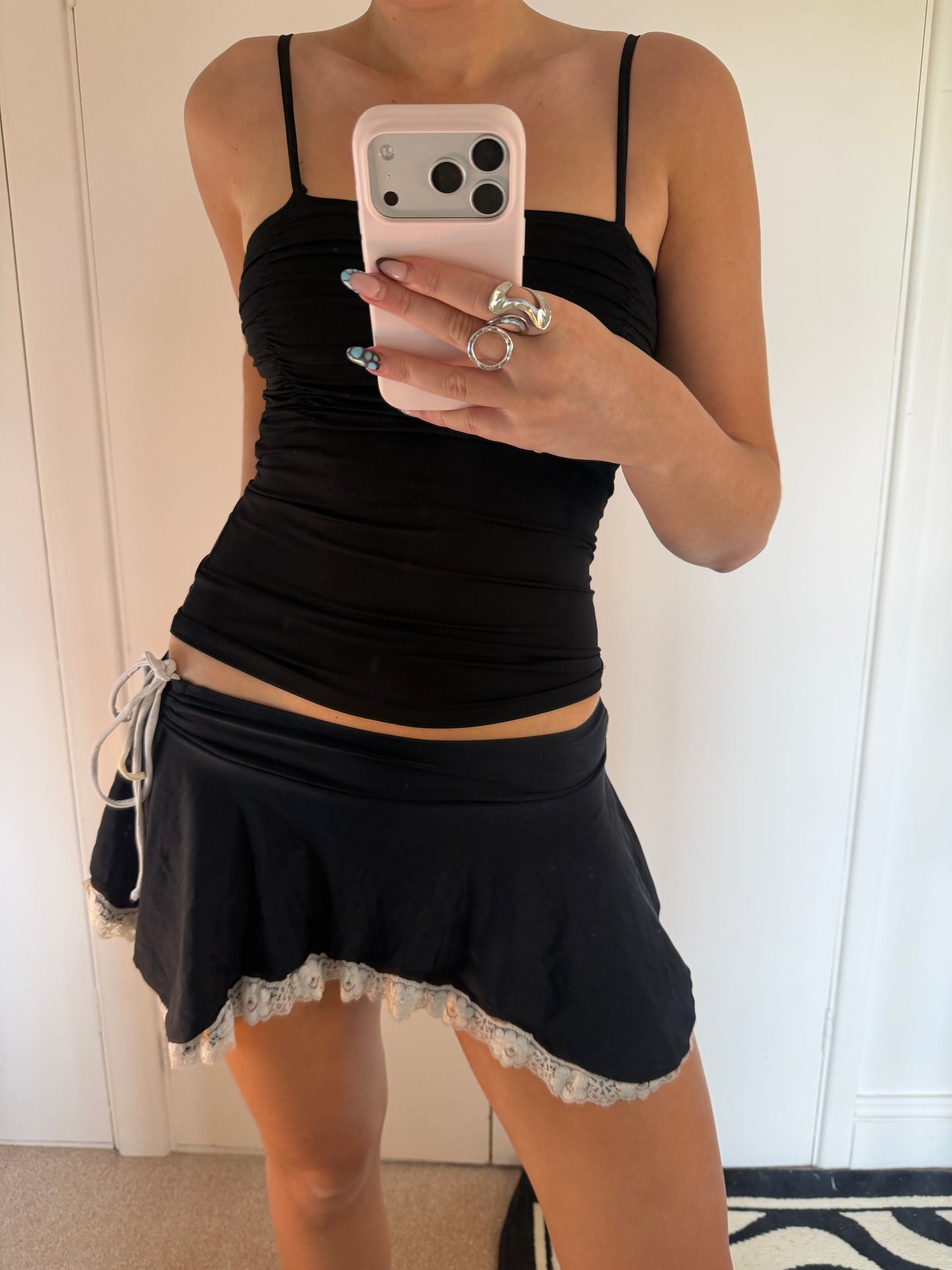 90s mini skirt