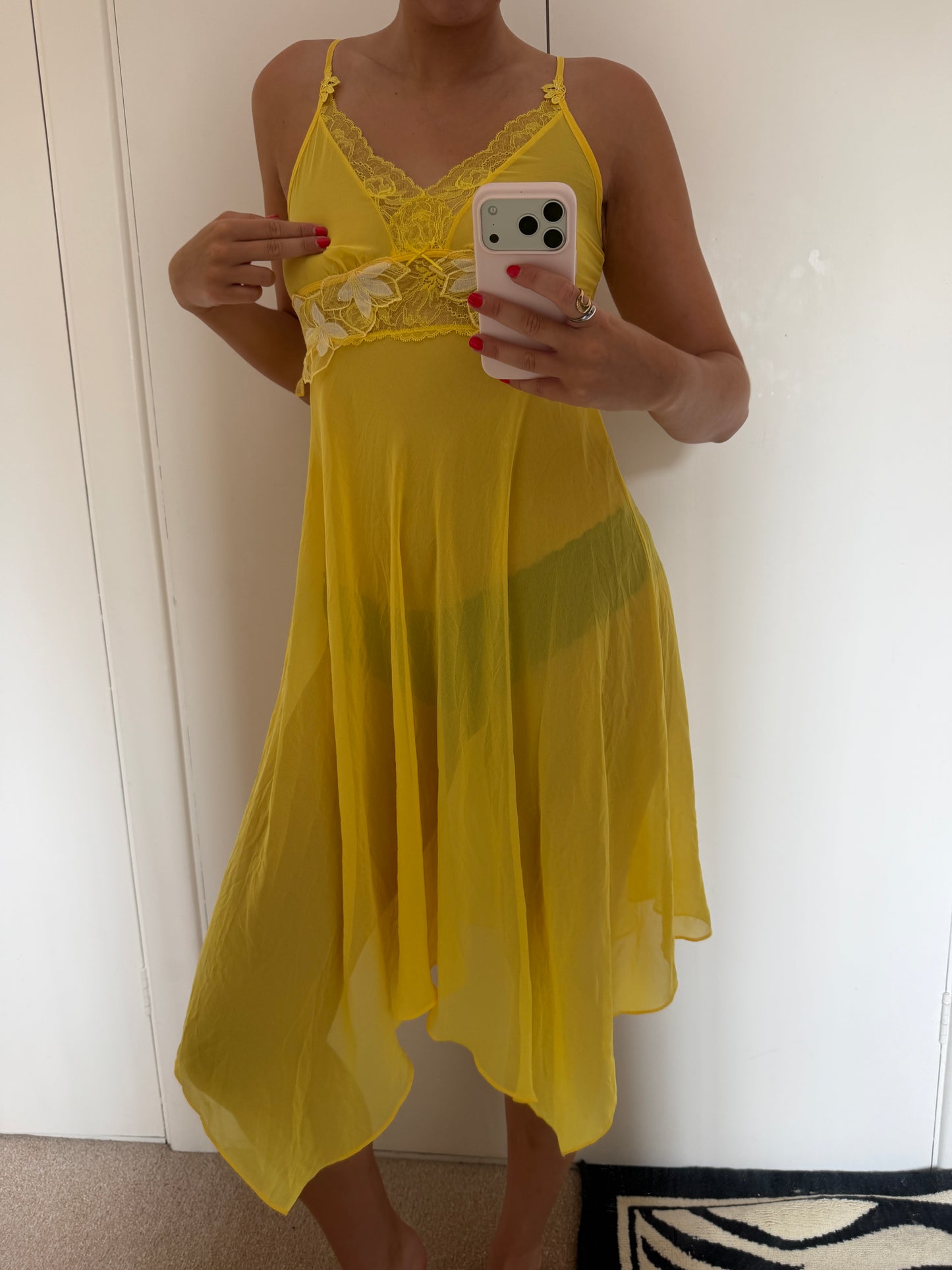 yellow dress