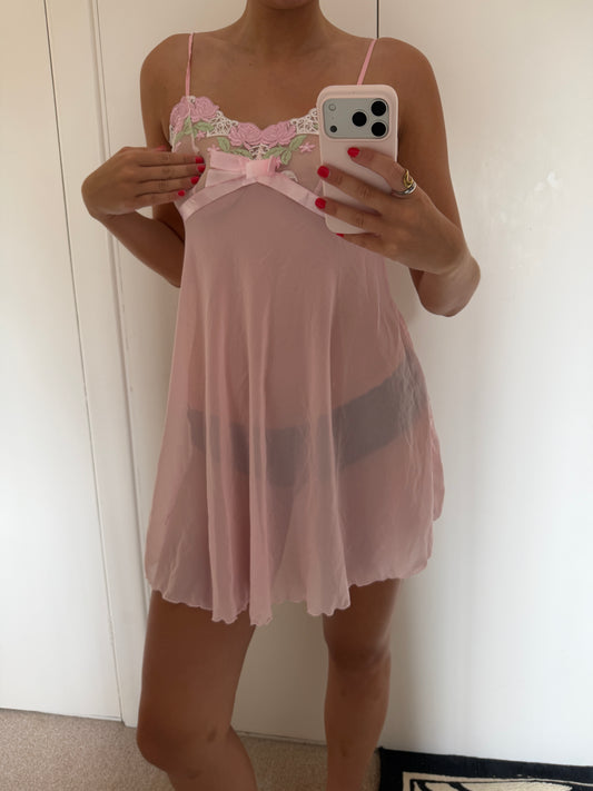 pink dress