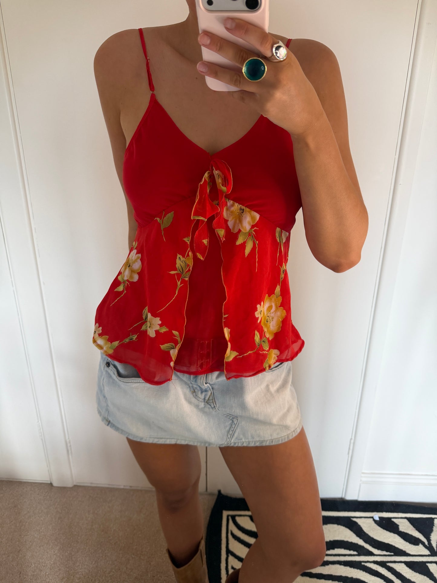 red cami